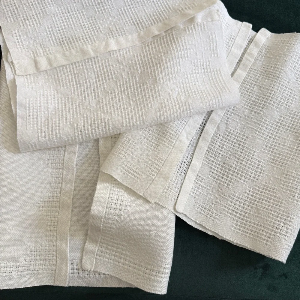 Vintage White Linen Table Linens Set of 3 Rectangular Lace Trim Placemats